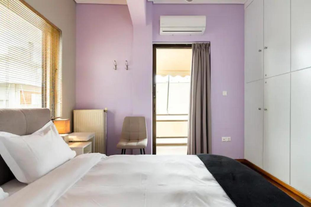 Βright Walled Designed Apt In Glyfada Center Афины Экстерьер фото